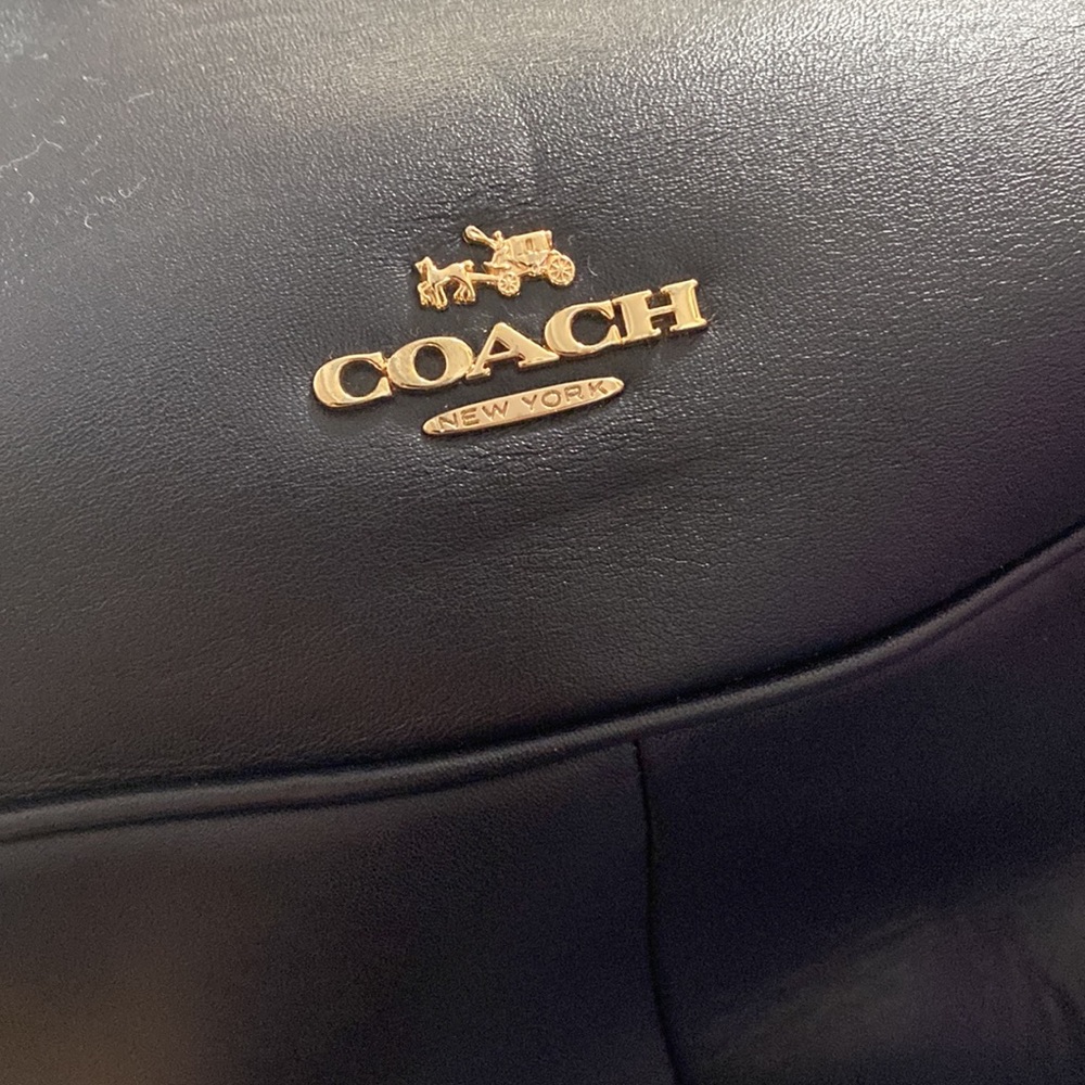 Womens leather hobo - Picture 3 of 5